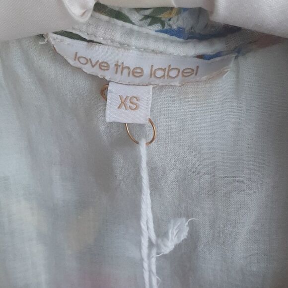 NWT Anthropologie Love the Label flutter sleeve - Picture 4 of 7